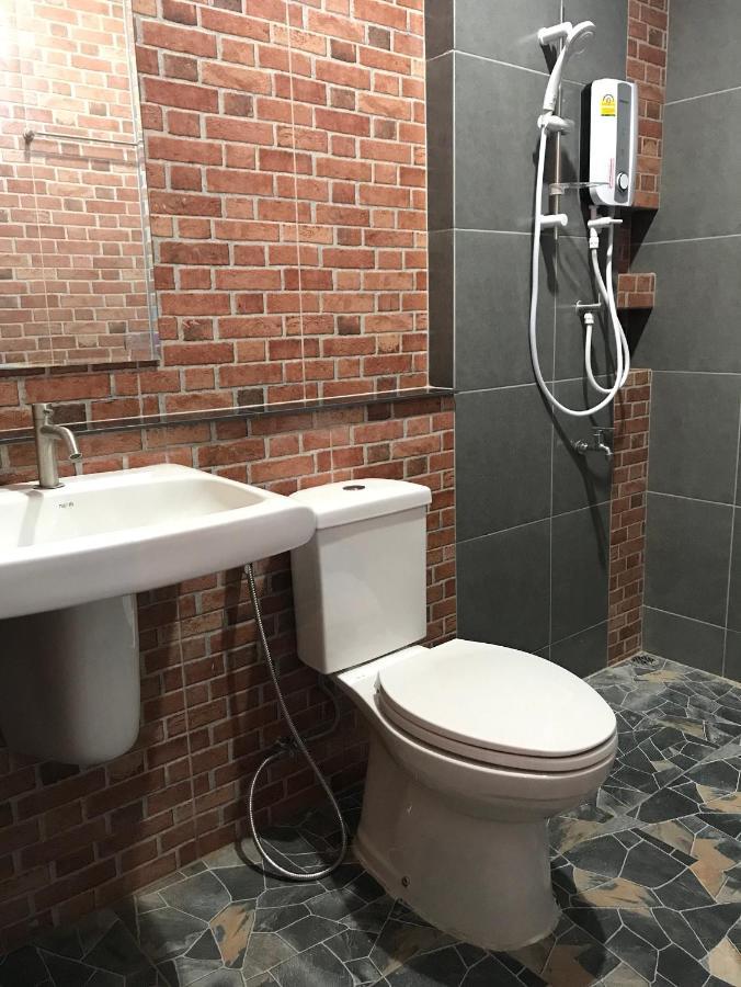 Bed Box Hotell Nakhonratchasima Eksteriør bilde